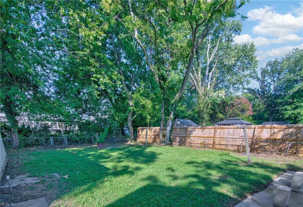 215 Courtney Dr Property Photo 23