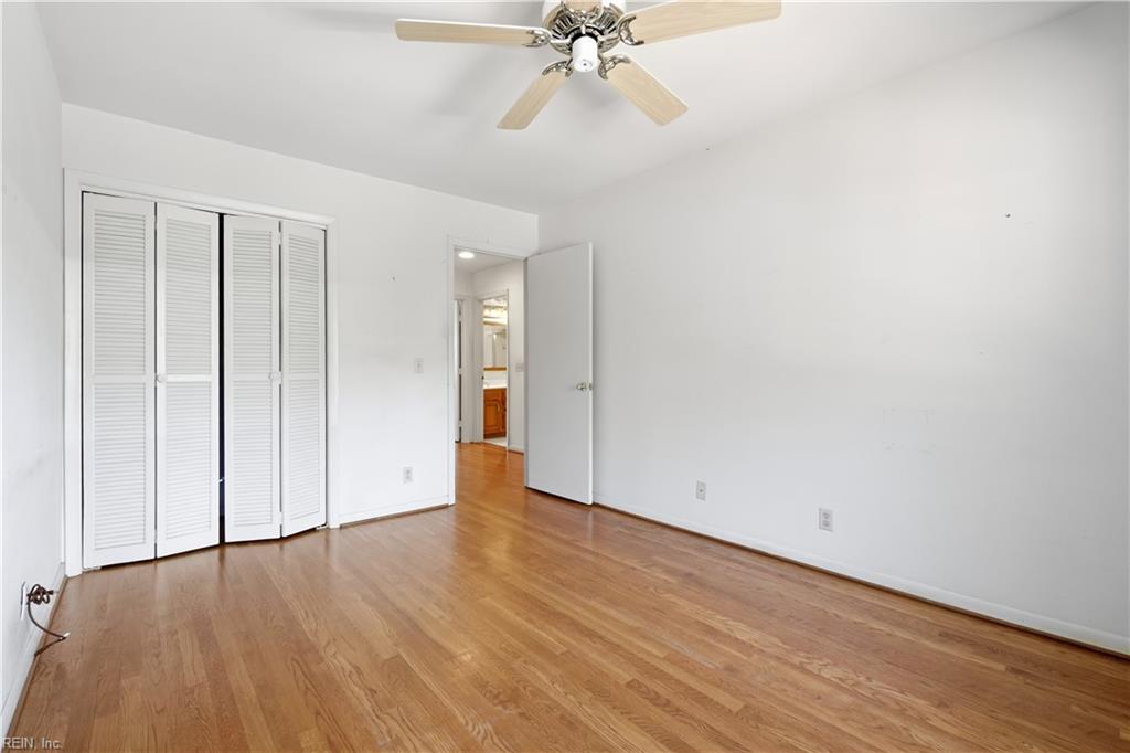 332 College Pl Property Photo 28
