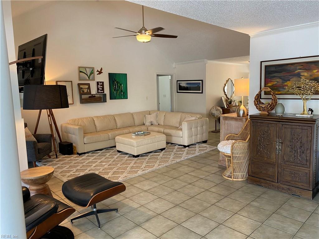 1113 Canavos Ct Property Photo 4