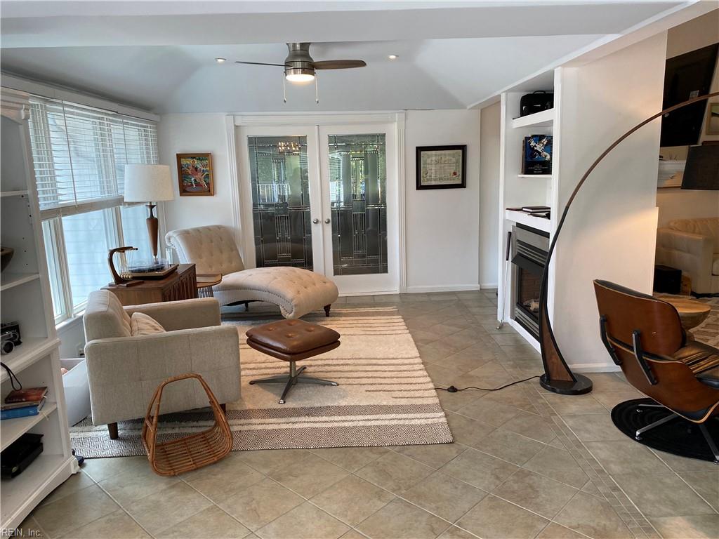 1113 Canavos Ct Property Photo 6
