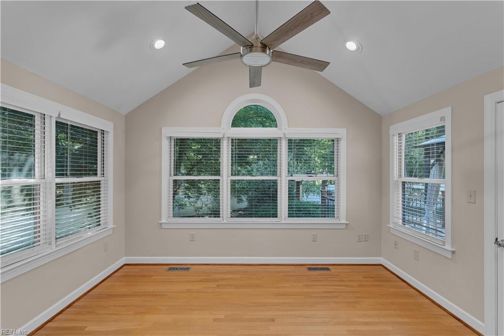 124 Gillette Ct Property Photo 26