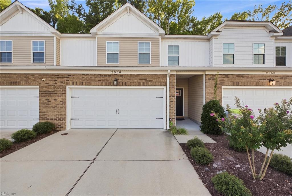 2556 Fieldsway Dr Property Photo 1