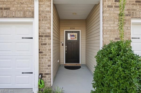 2556 Fieldsway Dr Property Photo 3