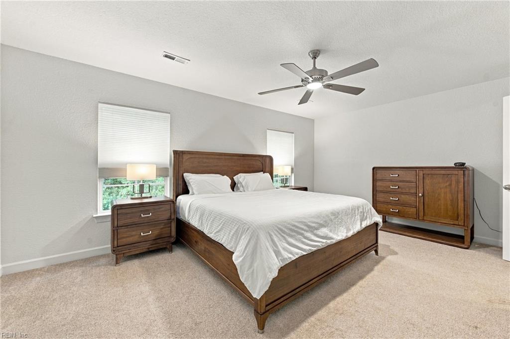 2556 Fieldsway Dr Property Photo 18