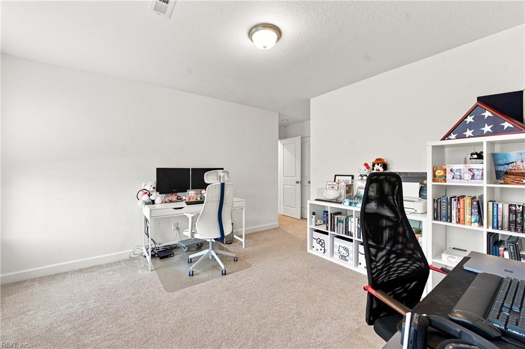 2556 Fieldsway Dr Property Photo 24