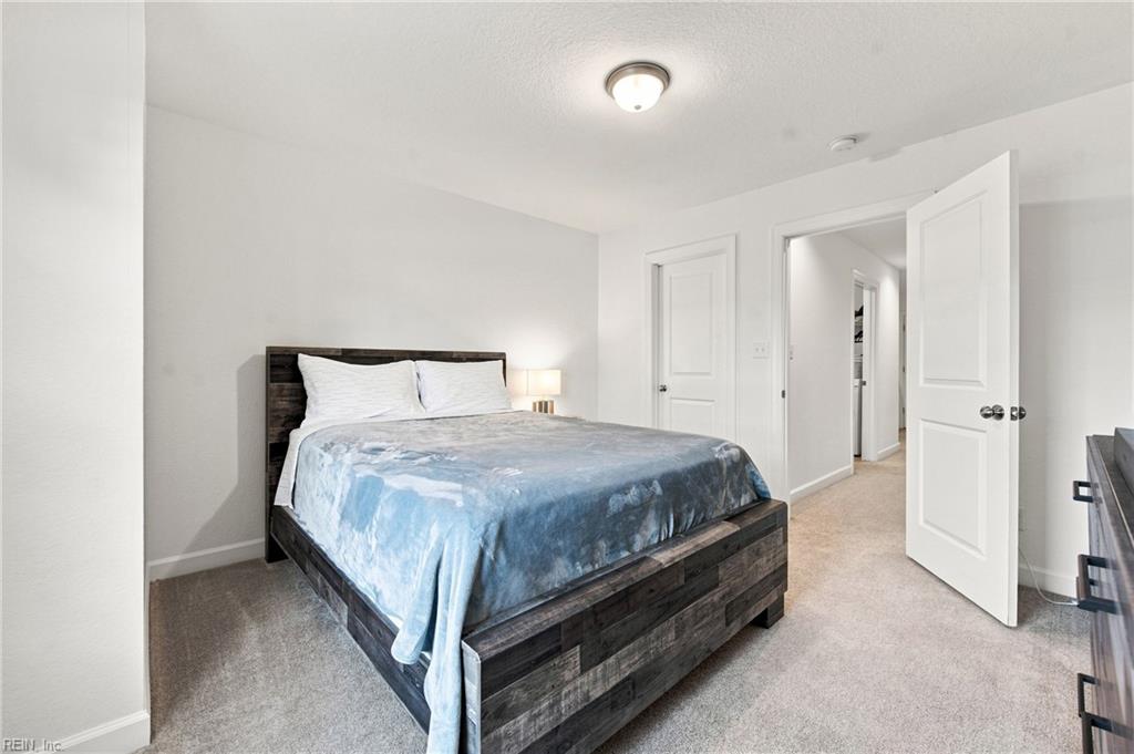 2556 Fieldsway Dr Property Photo 26