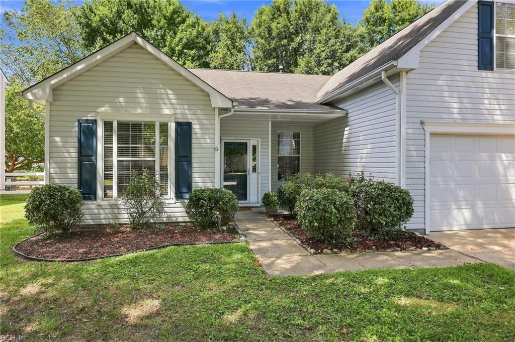 1901 Somersby Ln Property Photo 2