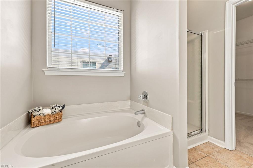 1901 Somersby Ln Property Photo 15