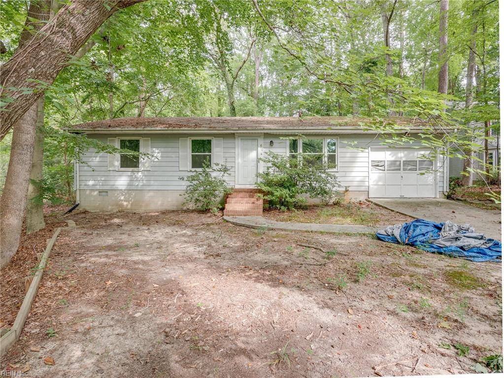 604 E Woodland Dr Property Photo 4