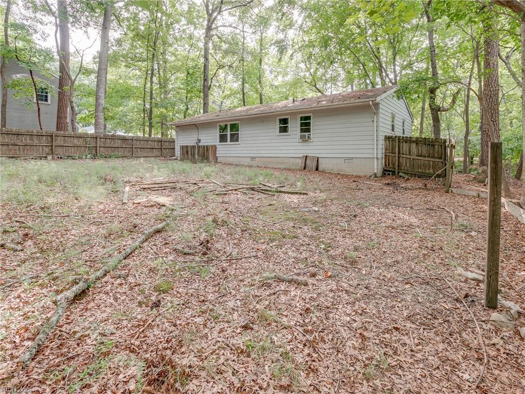 604 E Woodland Dr Property Photo 8