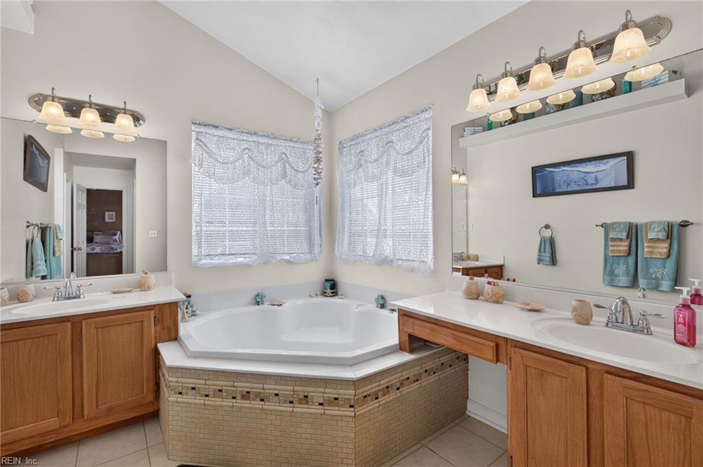 311 Lancing Way Property Photo 16