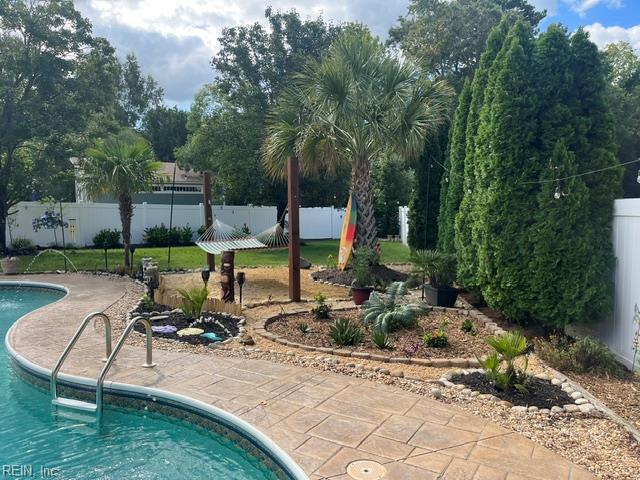 311 Lancing Way Property Photo 33