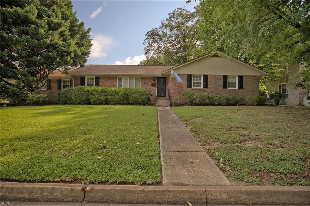 498 Windemere RD Property Photo 1