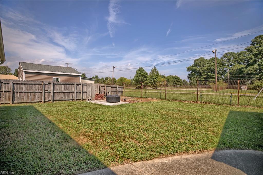 1319 Caldwell Dr Property Photo 23