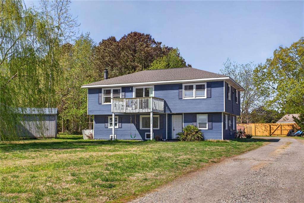 1309 Dandy Loop Rd Property Photo 2