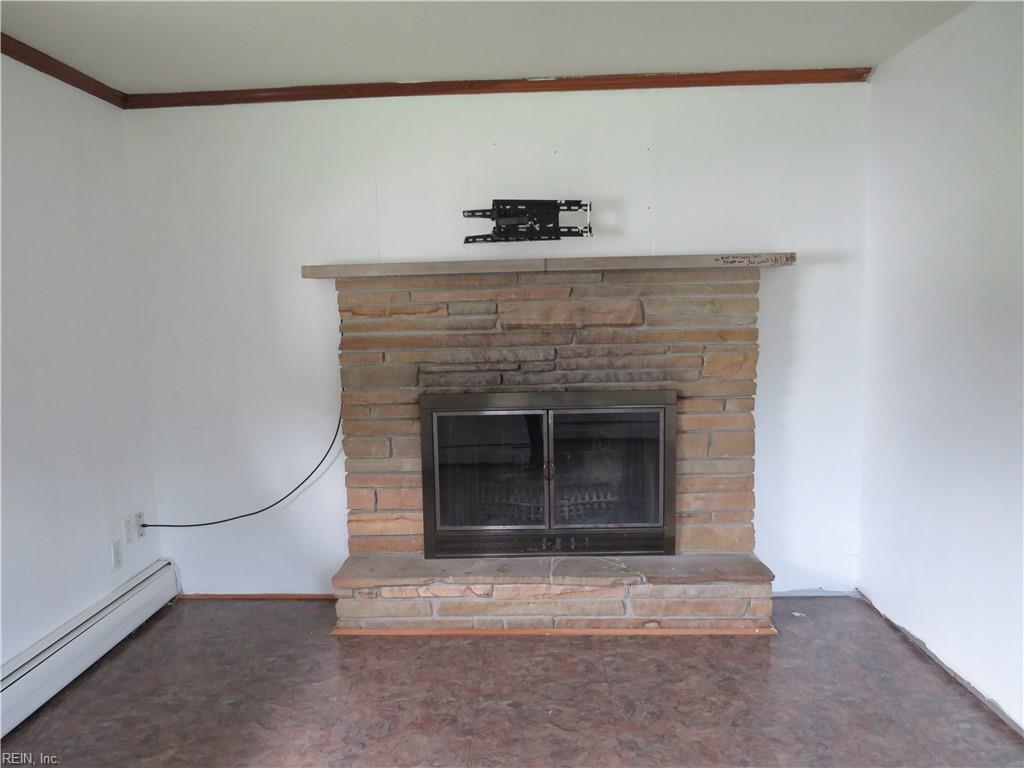 517 Great Bridge Blvd Property Photo 4