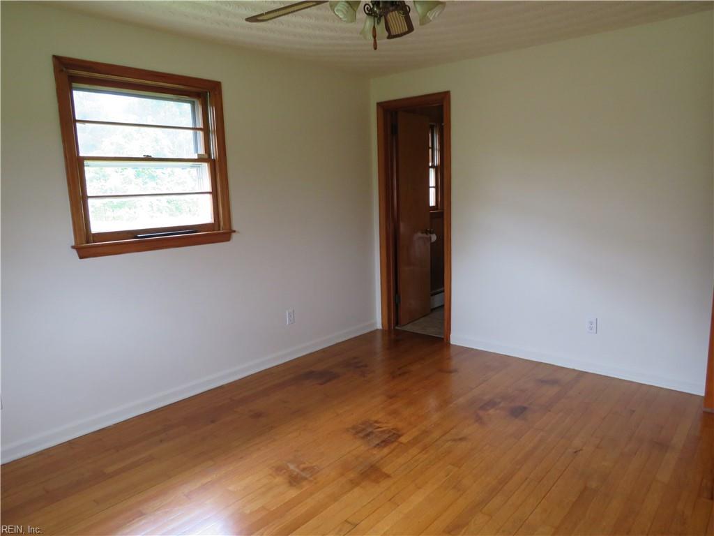 517 Great Bridge Blvd Property Photo 10