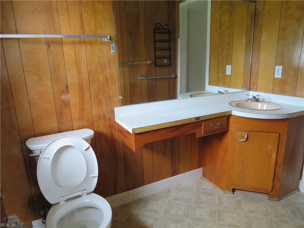 517 Great Bridge Blvd Property Photo 12