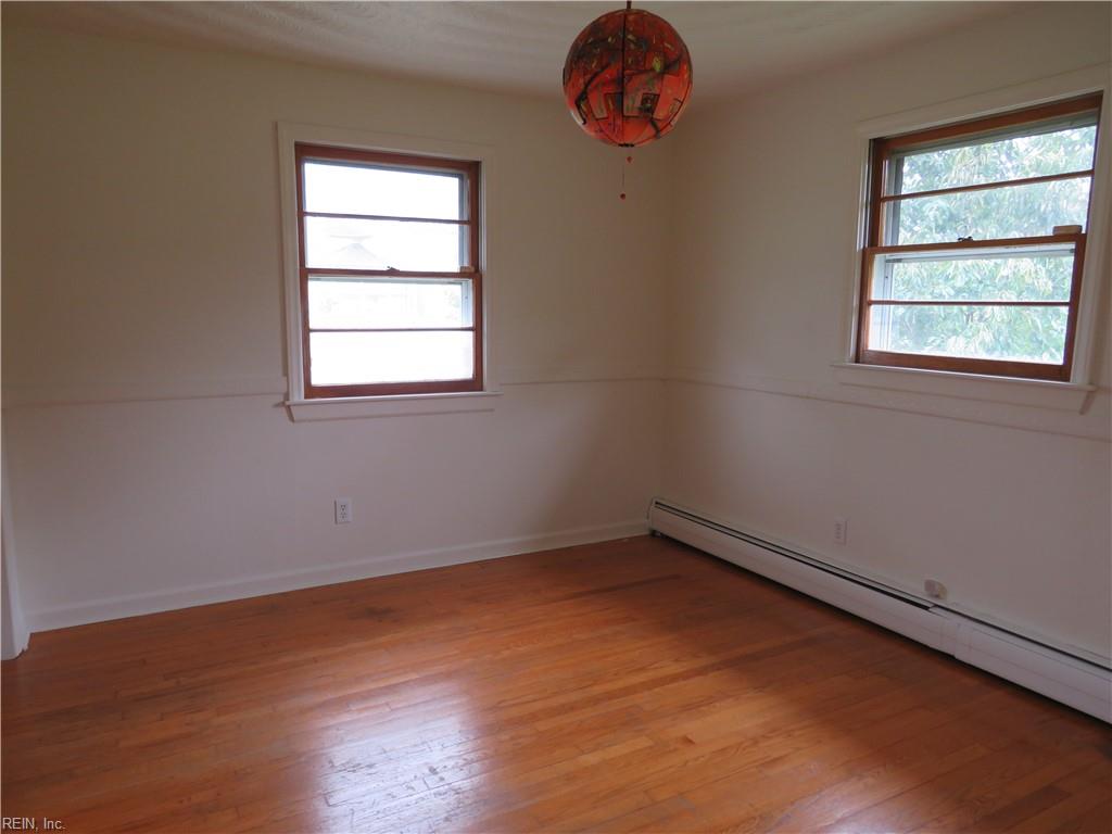 517 Great Bridge Blvd Property Photo 14