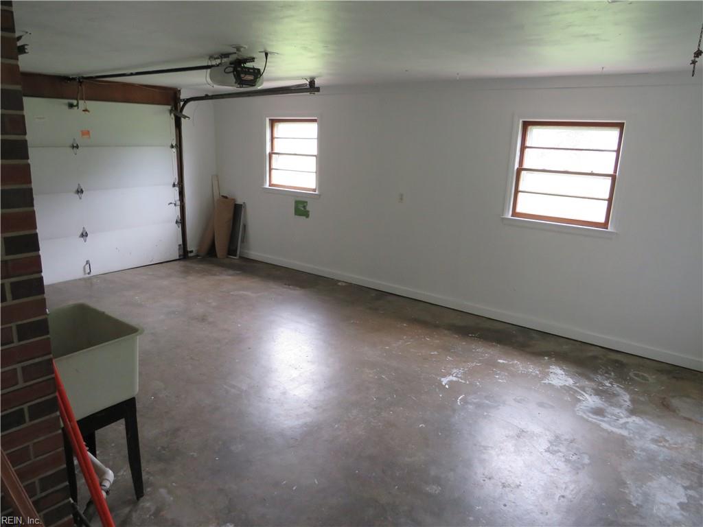 517 Great Bridge Blvd Property Photo 17