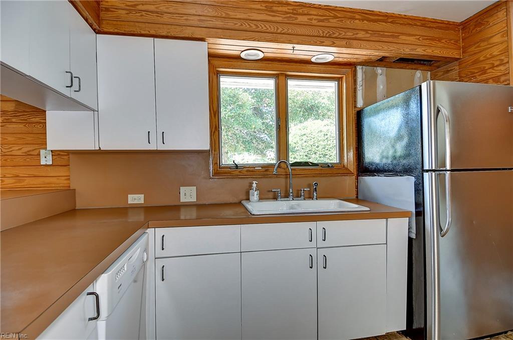 1820 Ashley Dr Property Photo 15