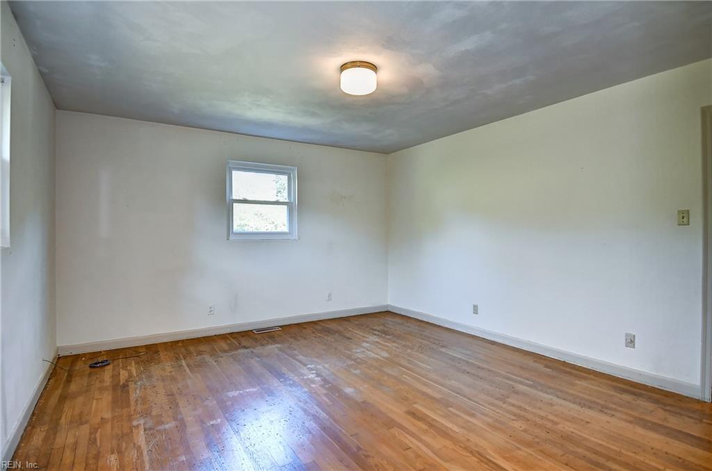 1820 Ashley Dr Property Photo 21