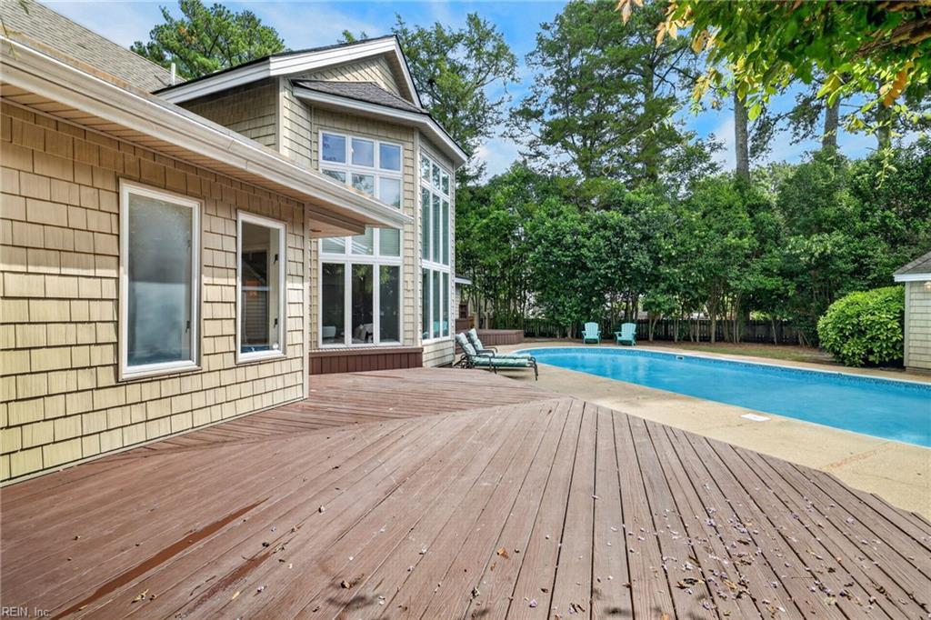 1125 Bay Colony Dr Property Photo 34