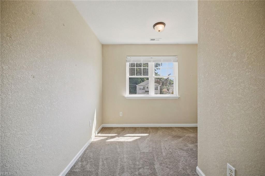 2012 Peach St Property Photo 19