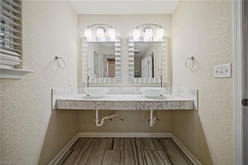 2012 Peach St Property Photo 28