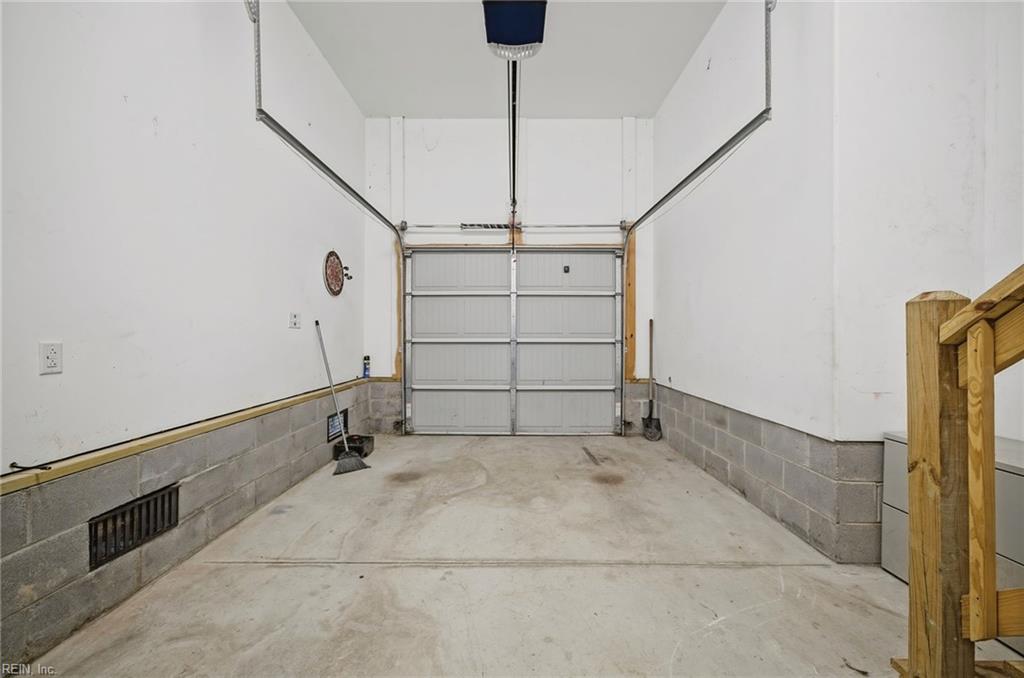 2012 Peach St Property Photo 32