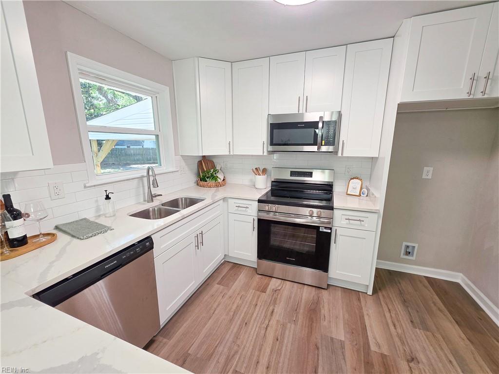 3705 Edinburgh Dr Property Photo 2
