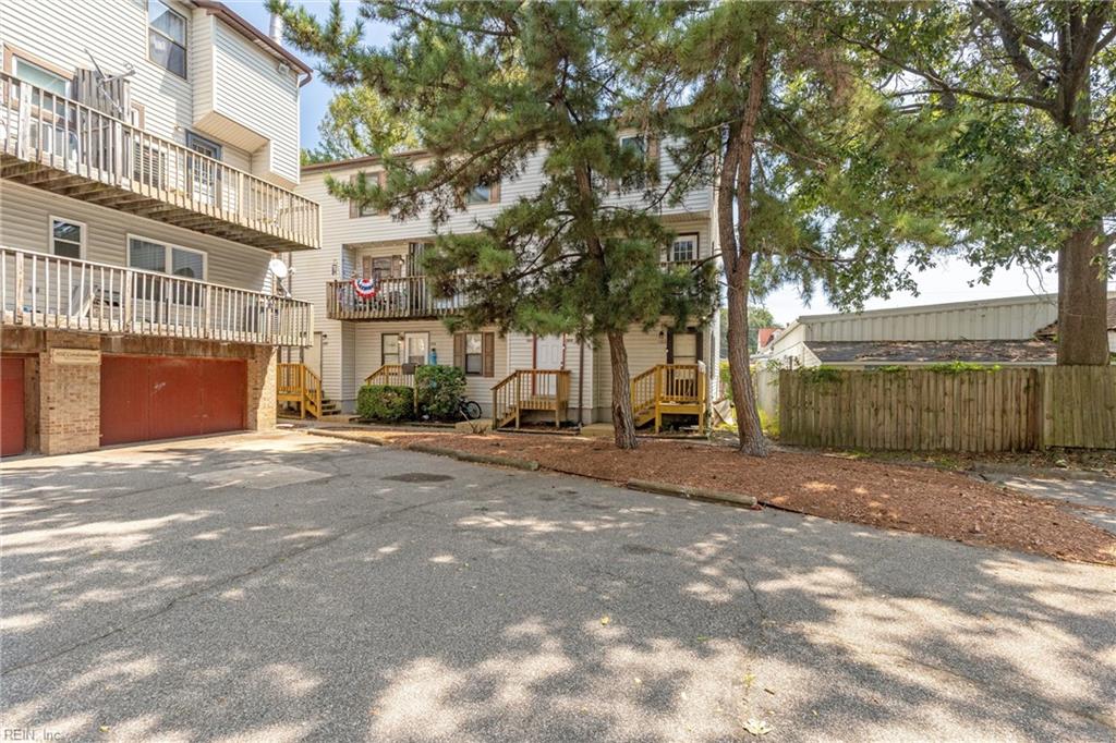 225 A View Ave Property Photo 1