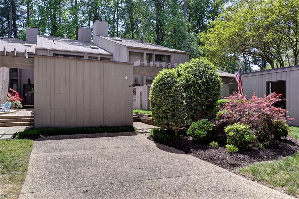 102 Harrops Gln Property Photo 3