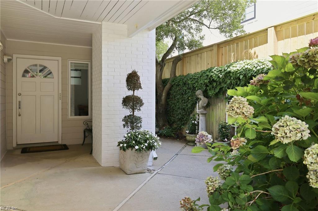 109 71st St Property Photo 2
