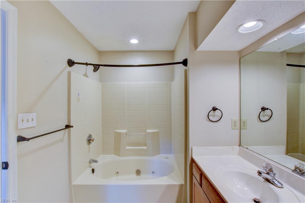 922 Willow Pt Property Photo 21