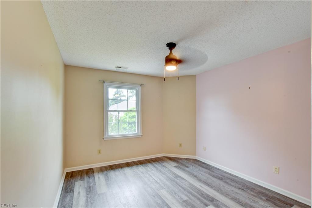 922 Willow Pt Property Photo 30