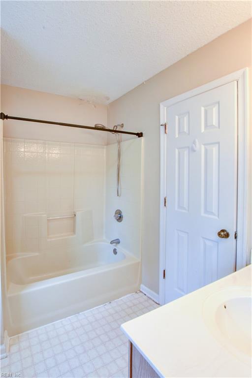 922 Willow Pt Property Photo 31