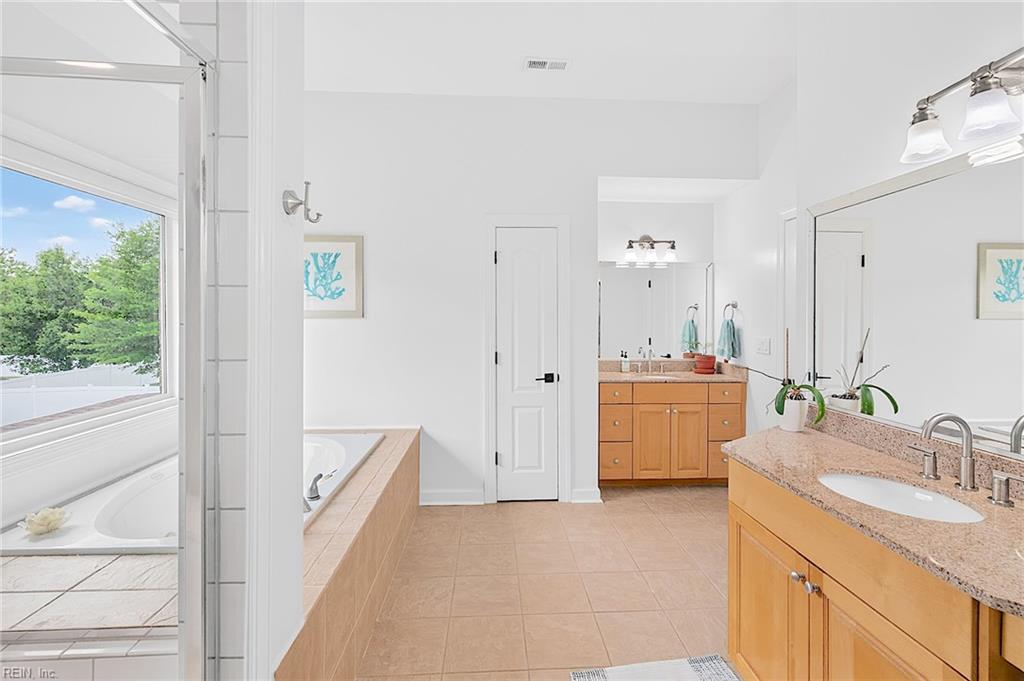 2293 Valle Rio Way Property Photo 26