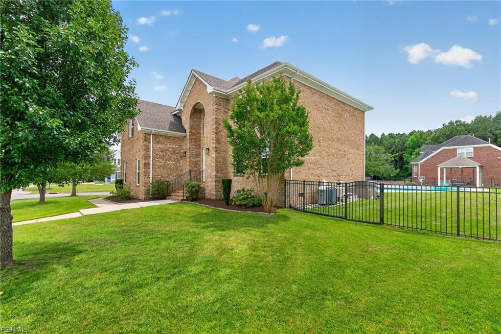 2293 Valle Rio Way Property Photo 36