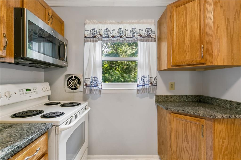 266 Monroe Ave Property Photo 22