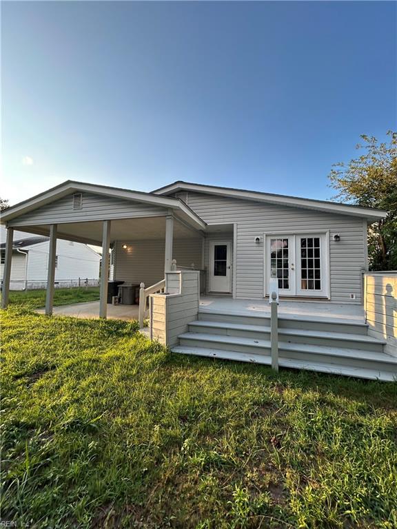 833 Thames Dr Property Photo 9
