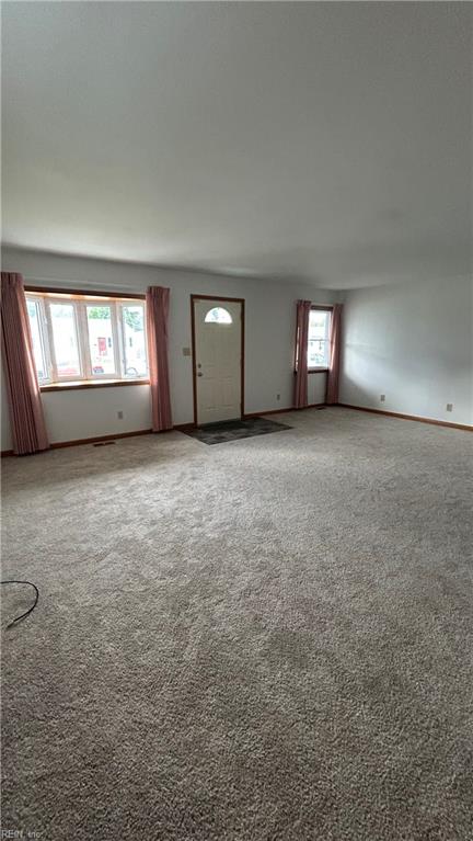 833 Thames Dr Property Photo 15