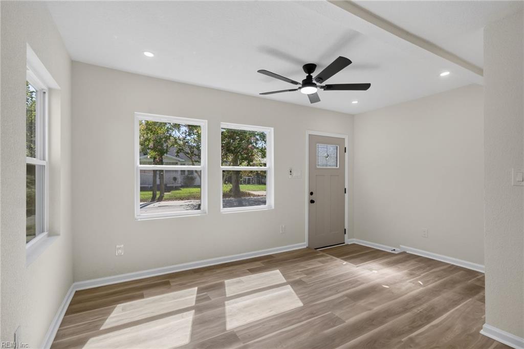 59 Bainbridge Ave Property Photo 6