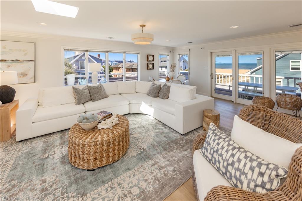 5207 Ocean Front Ave Property Photo 4