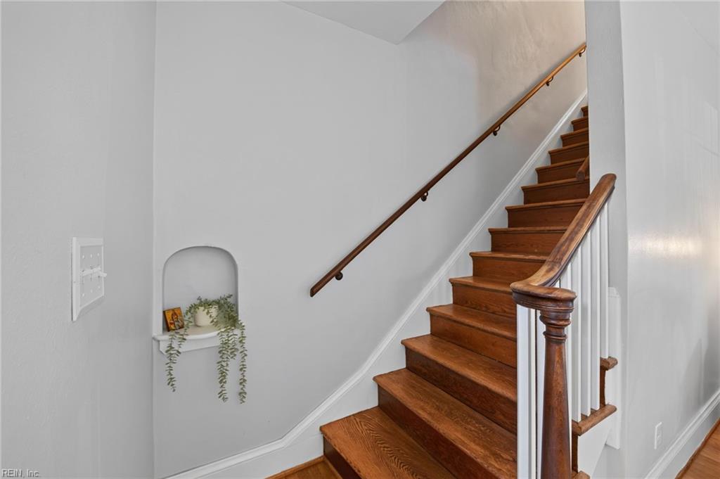 9434 Selby Pl Property Photo 19
