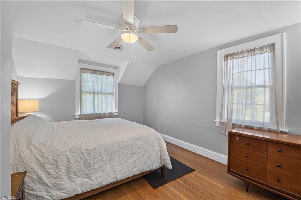 9434 Selby Pl Property Photo 21