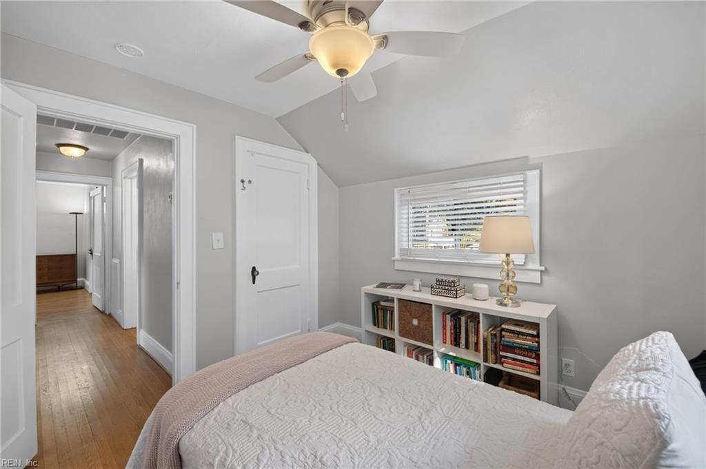 9434 Selby Pl Property Photo 26