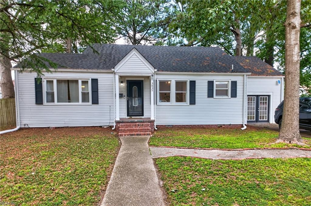 3835 Lenoir CIR Property Photo 1