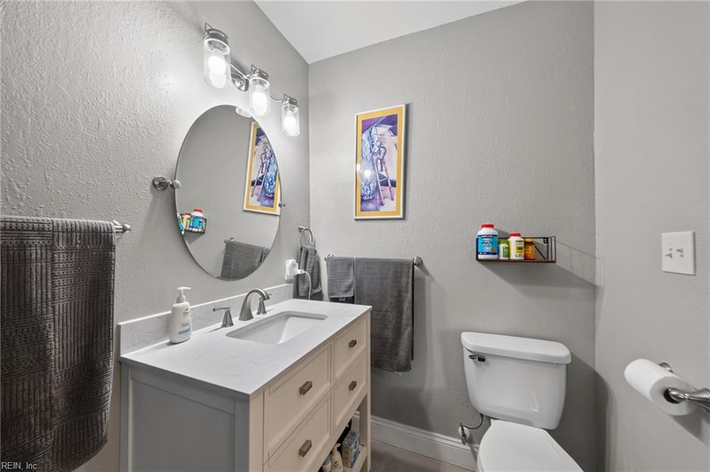 3835 Lenoir Cir Property Photo 30