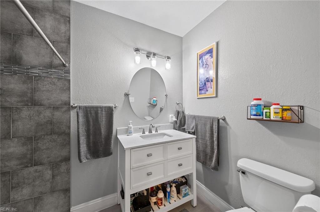 3835 Lenoir Cir Property Photo 32